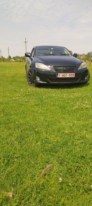 Vind lexus is250 benzina v6 208