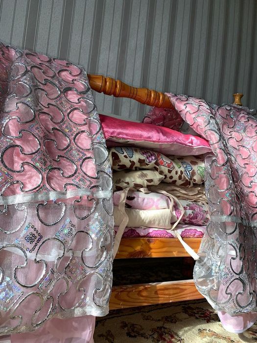 Бесік сатылады 10 мыңға