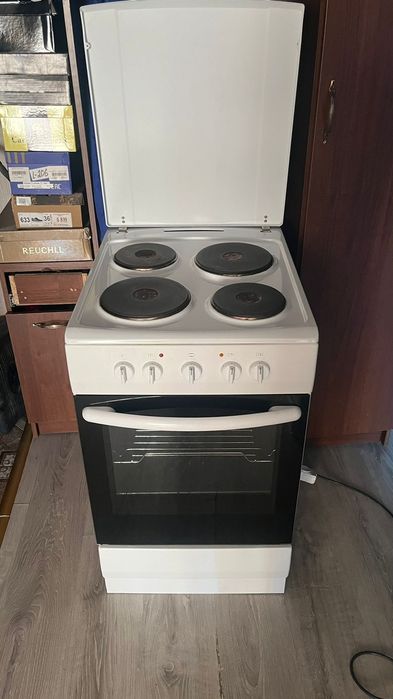 Электрическая плита Hansa 50/50