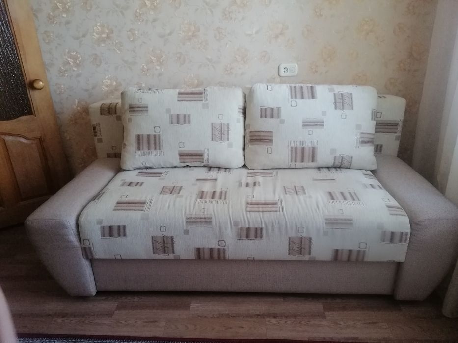 Диван мягкий, раскладывающийся