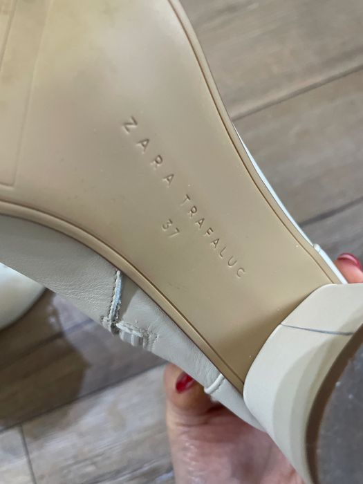 Боти Zara в екрю