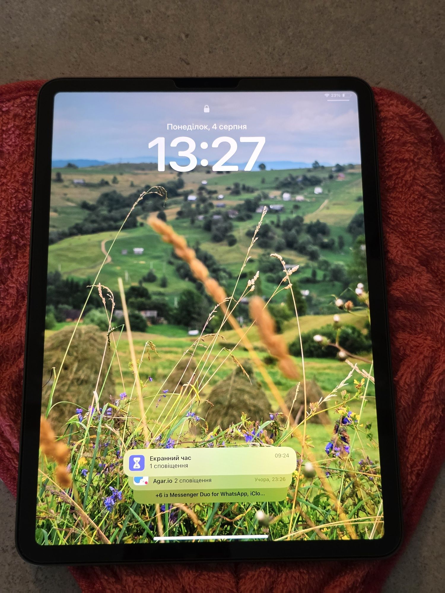 Продавам IPAD 11 PRO! 128gb