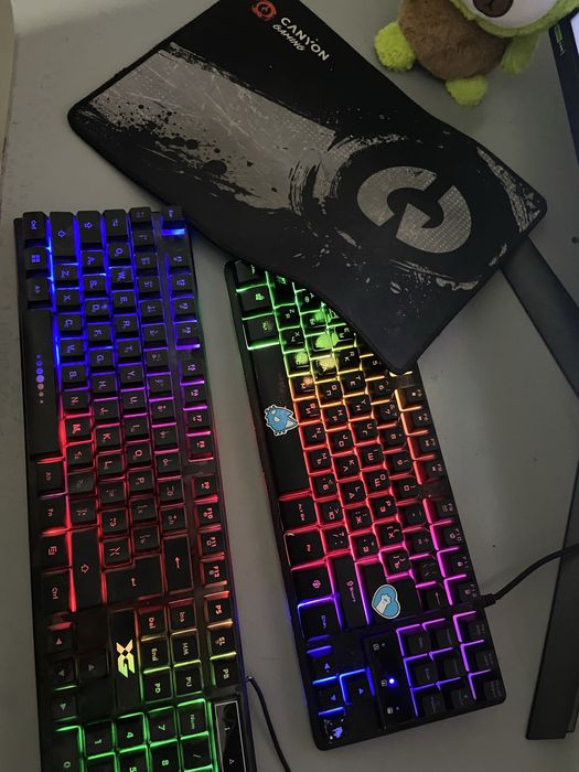 клавиатура, коврик для мыши