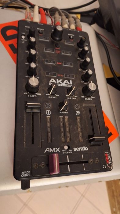 Controler Akai AMX