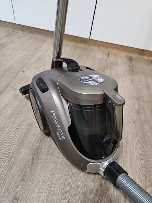Aspirator fără sac Rowenta Compact Power Cyclonic 750W 1.5L