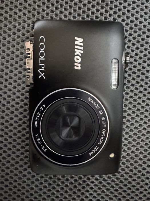 Aparat foto digital Nikon Coolpix S3100, Negru