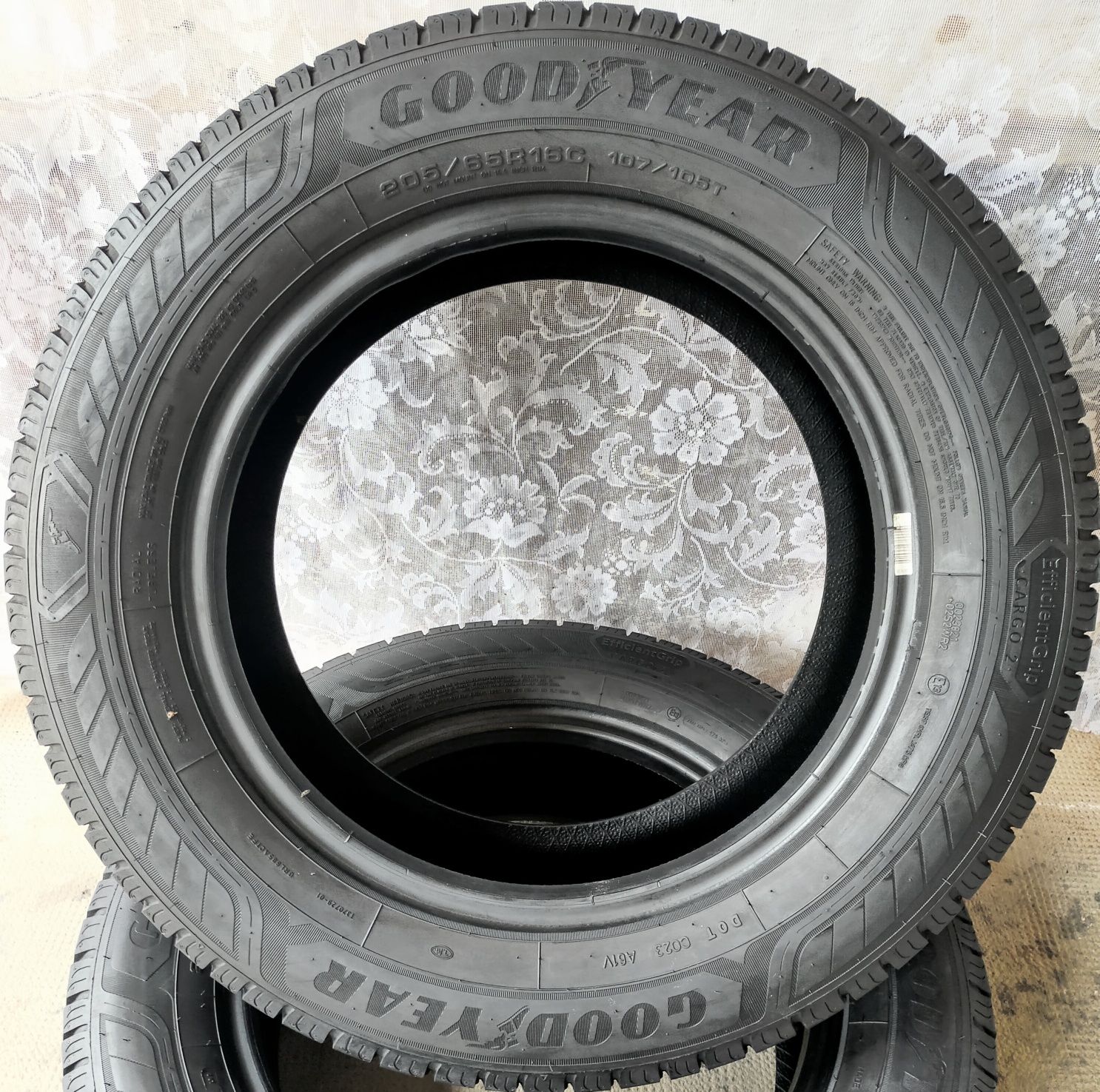 205/65 R16C- Mercedes-Vito VW.Transporter, Renault-Trafic, Opel-Vivaro