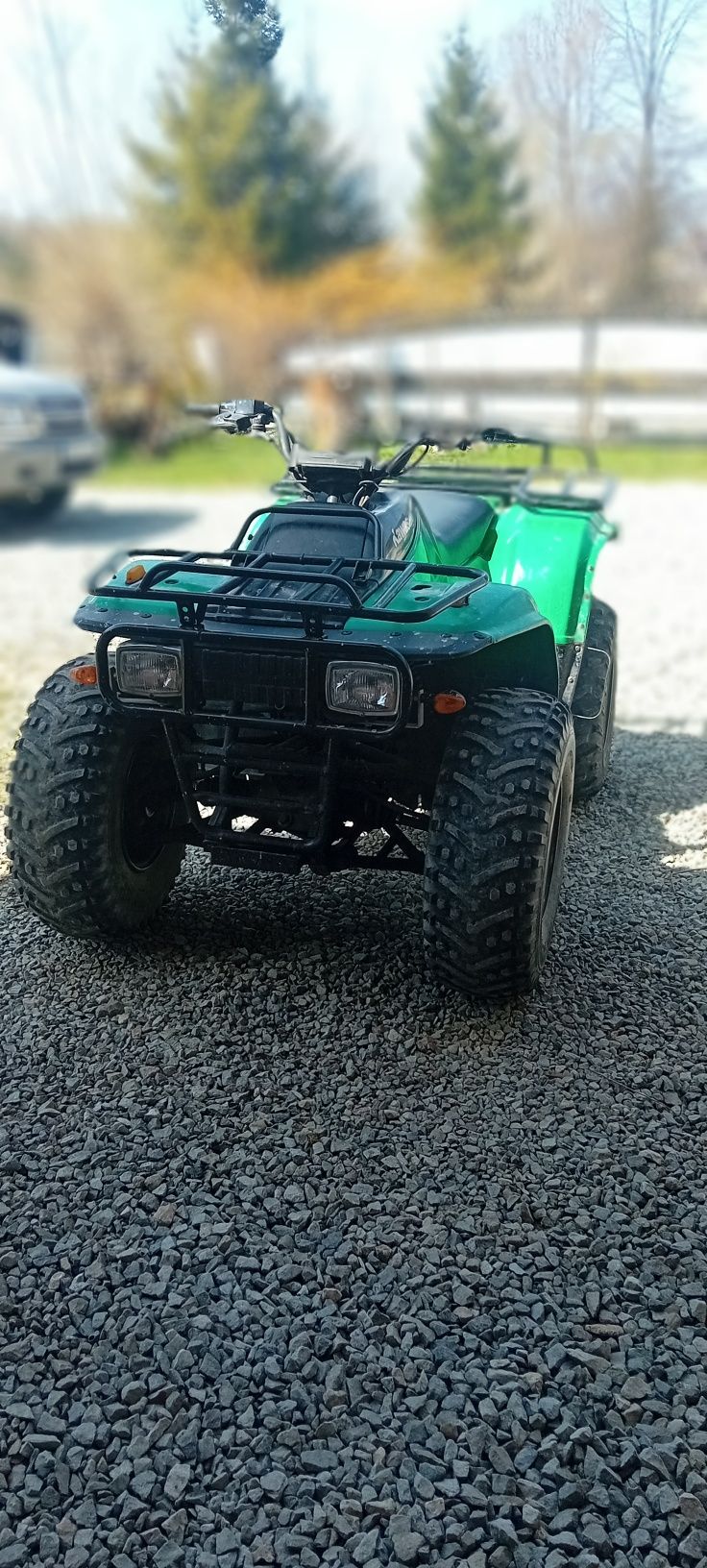 Vând kawasaki KLF300 4x4