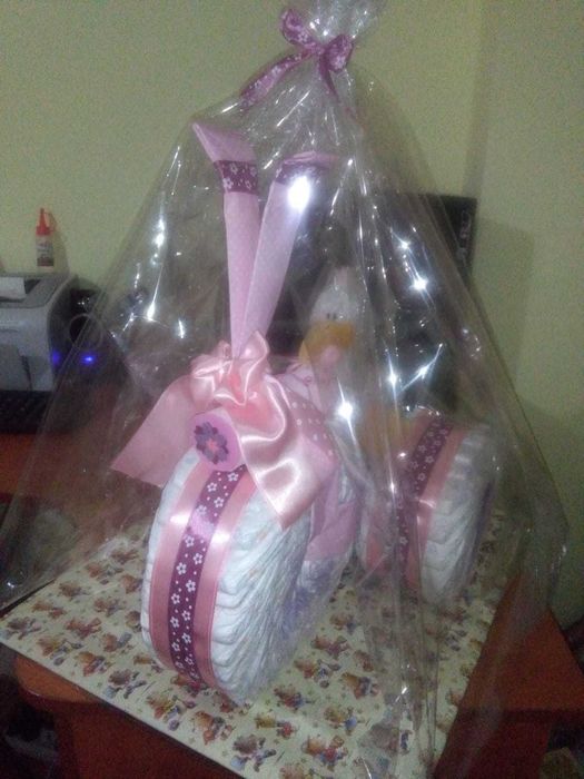 Torturi din pampersi pentru diverse evenimente