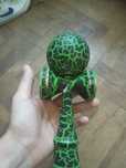 Kendama verde/negru