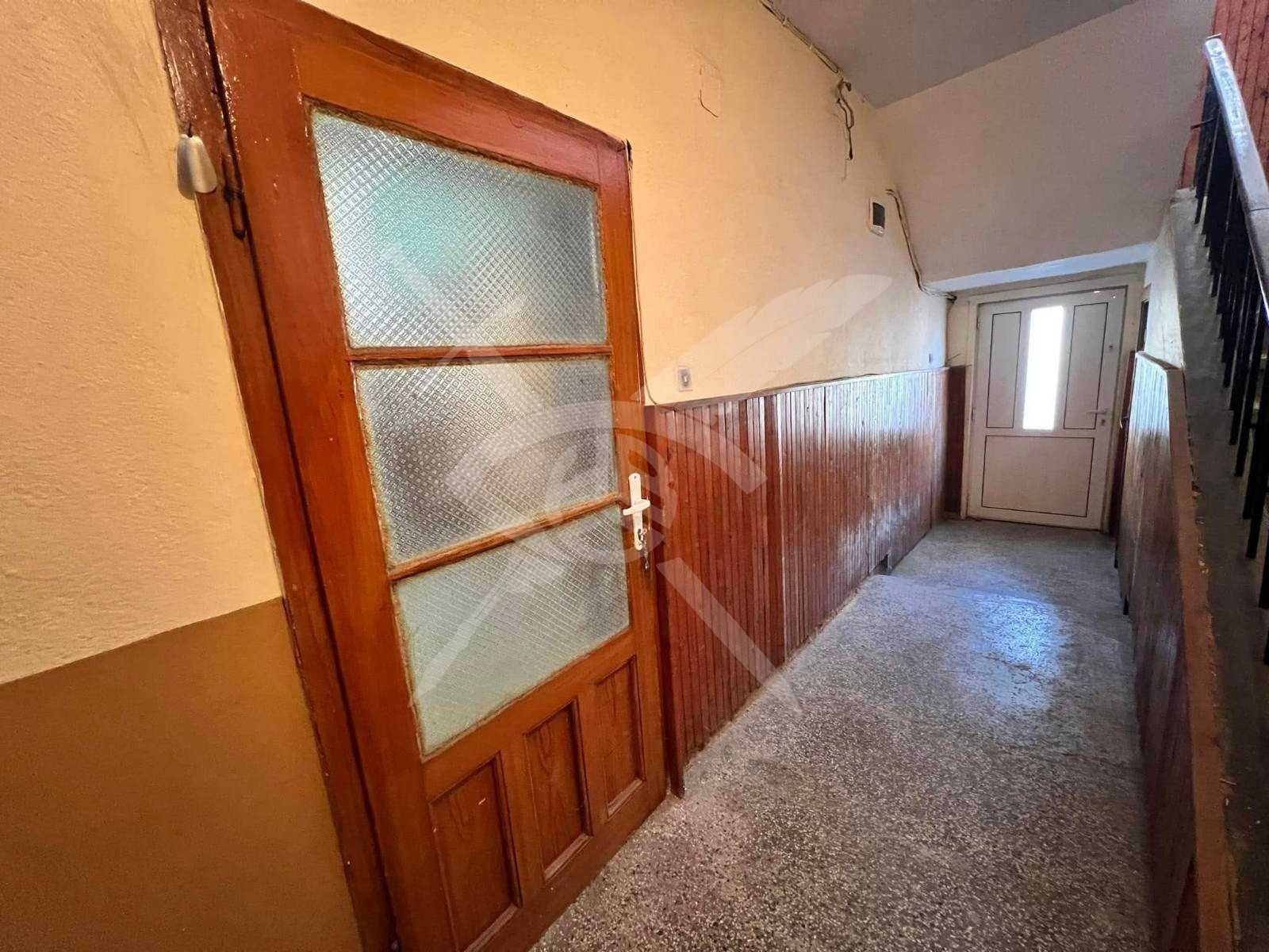 Двуетажна Къща в Поморие 71920