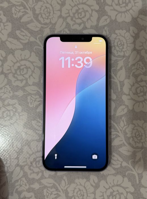 Продам iPhone 12, лавандовый, б/у