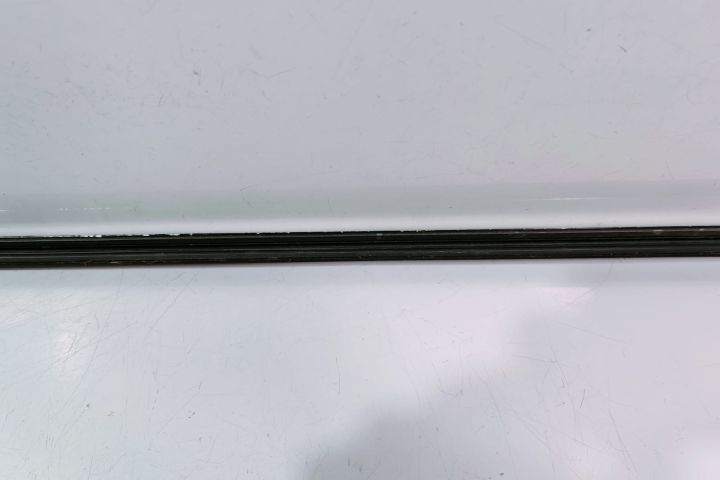 Ornament crom stanga spate  3C9839475/6 Volkswagen VW Passat B6