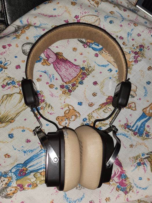 Casti audio Bluetooth BOAT ROCKERZ perfect funcționale,acumulator 1 zi