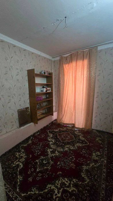 Метро Новза 2/4/5. Кирпичный дом, 2х6