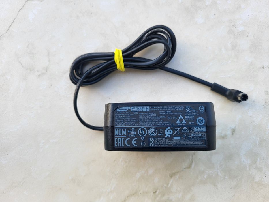 Alimentator monitor / TV Samsung 19V 2,53A 48W model A4819
