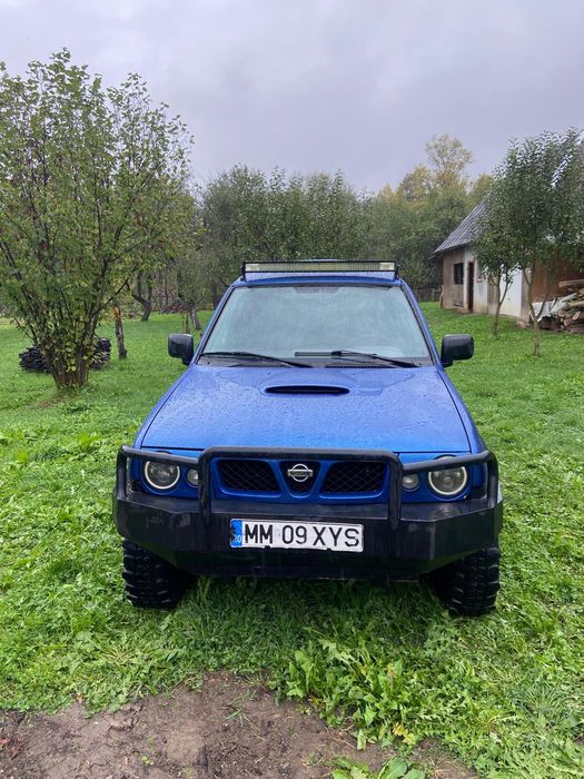 Vând Nissan terano 2