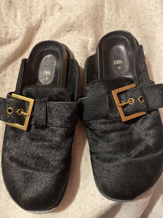 Slapi  zara cu par ponei mar.39