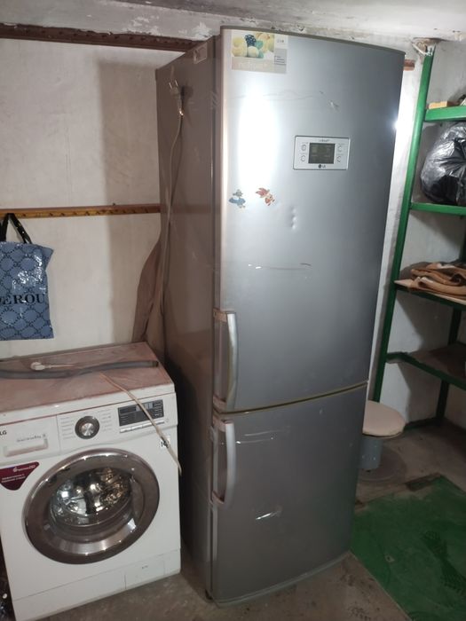 Продам холодильник