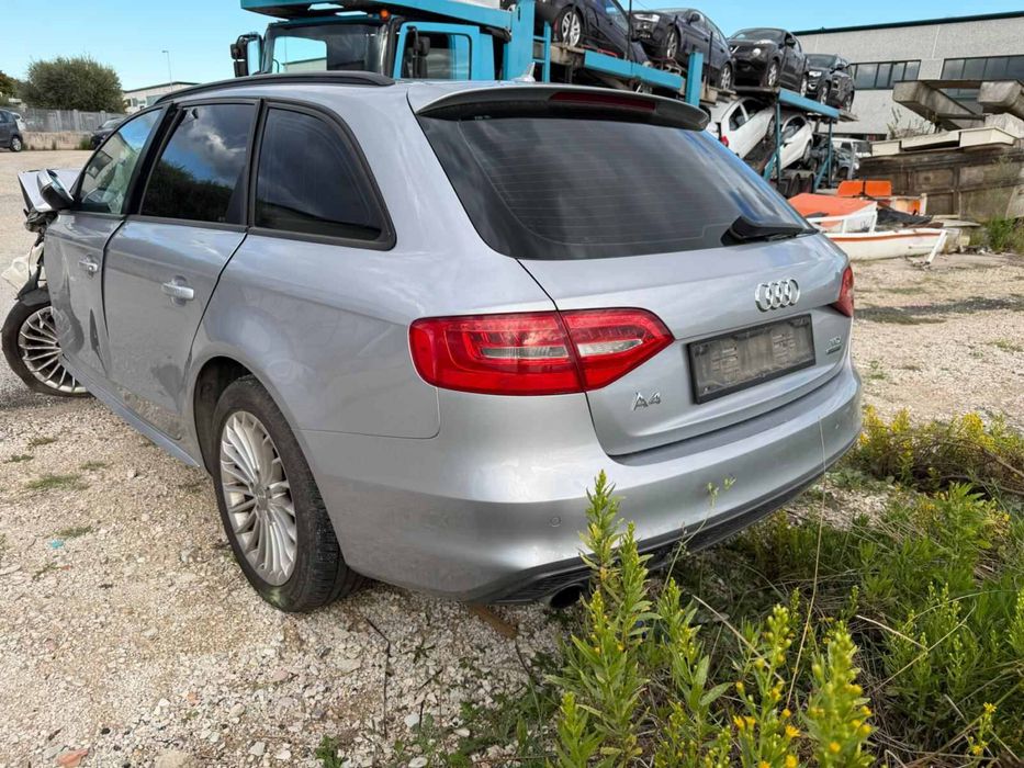Ауди  А4  комби 2.0TDI на части