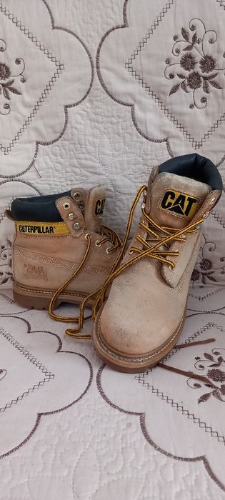 Ghete din piele naturala