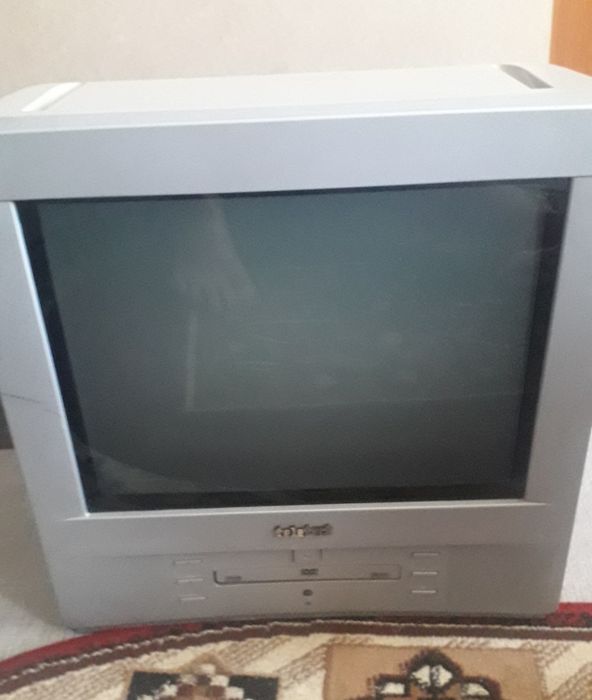 Televizor cu dvd-player