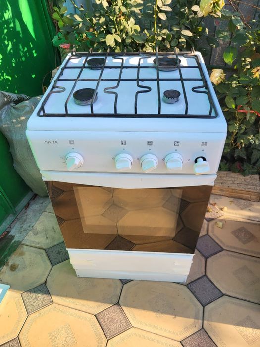 Газ плита в хорошем состоянии