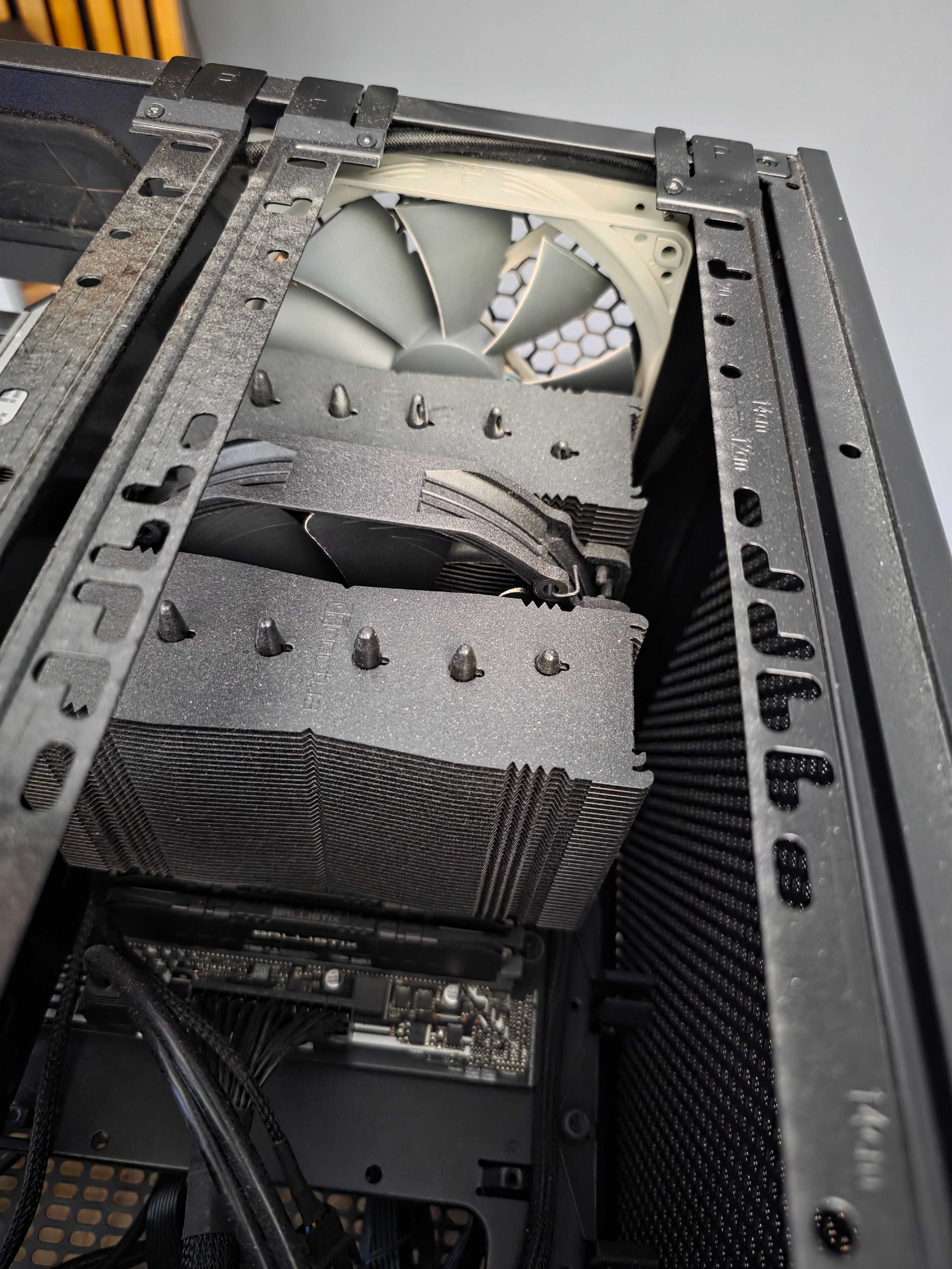 Desktop i5 11600k 16GB Ram DDR 4