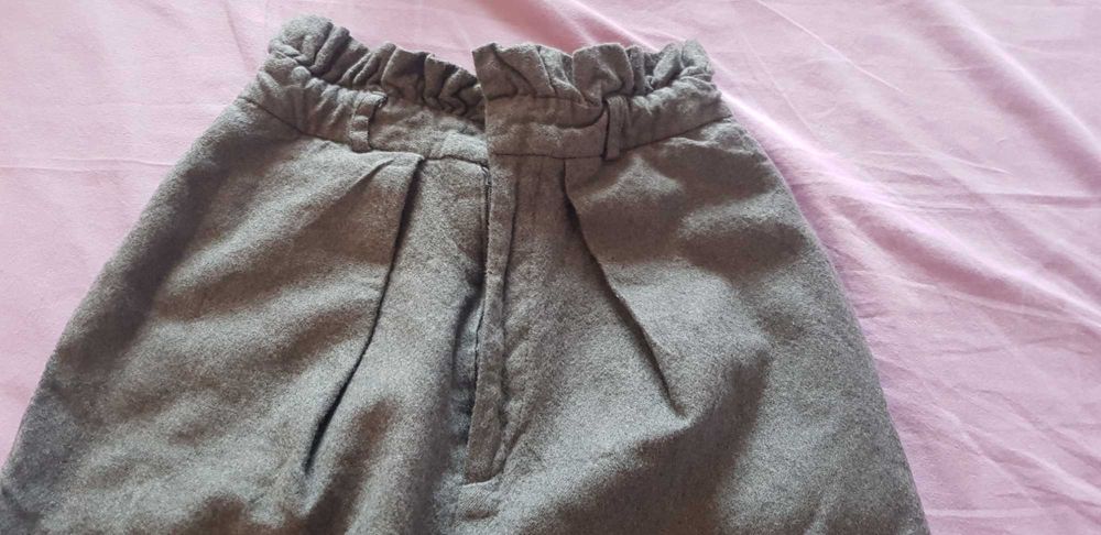 Вълнен панталон на Attitude 157