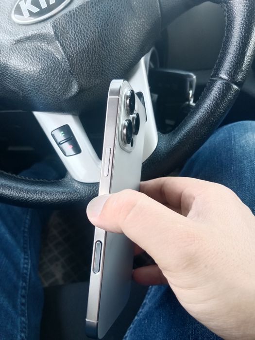 Аифон 16 про мах