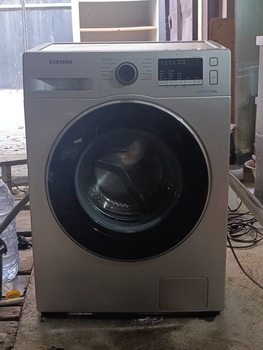 продается стеральная машинка 6 кг eco bubble