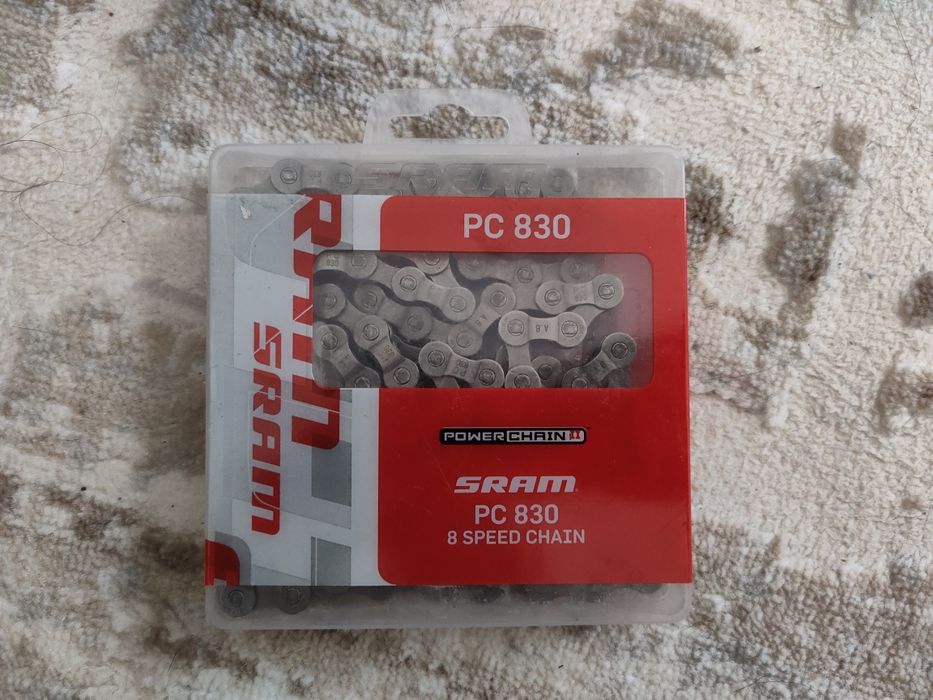 Велосипедная цепь от Sram