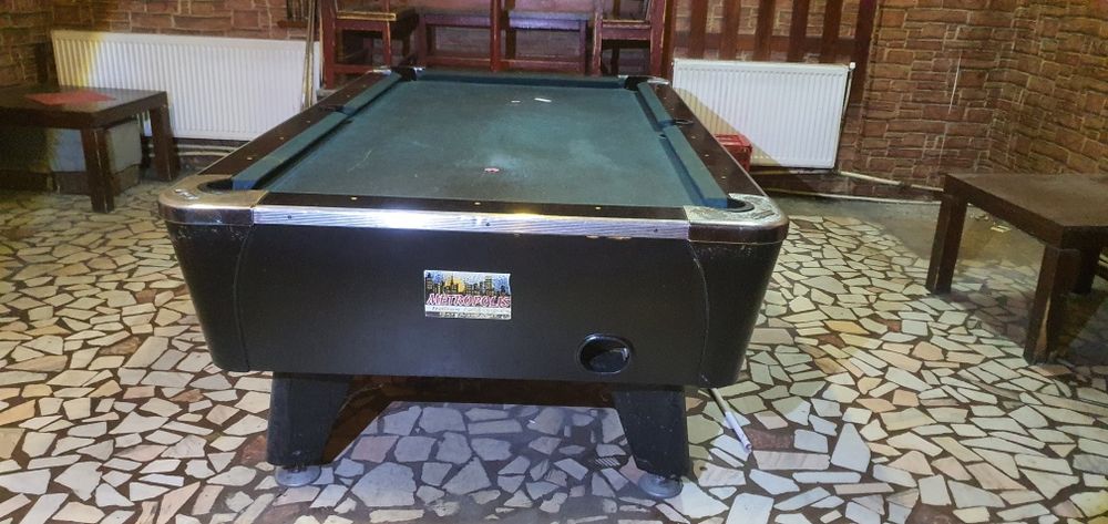 Masa de biliard 7' Dynamo Brown
Dimensiuni 256 x 145