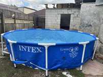 vând piscina,folosita doar odata,dimensiune 460x85 cm