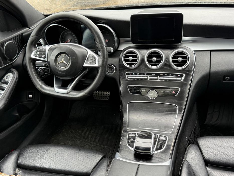 Vând Urgent !  Mercedes C Class c200 w205  An:2016  AMG PACK Euro:6