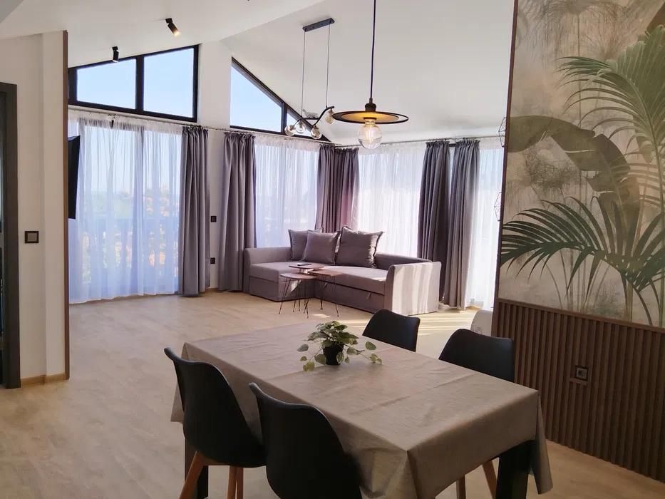 Четиристаен апартамент, под наем, м-т Св. Св. Константин и Елена