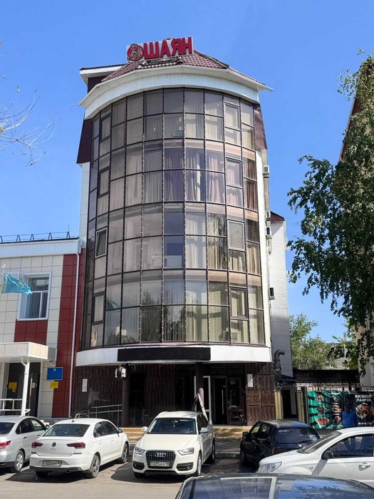 Кабинет 112 КВ.м в БЦ Шаян