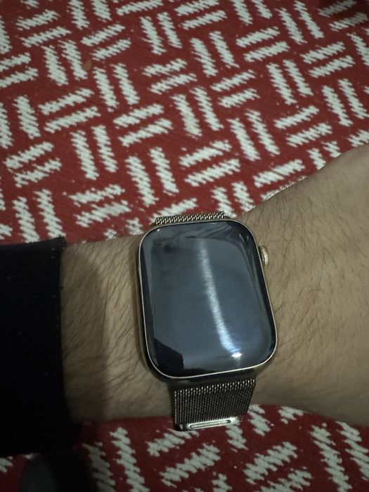 iWatch series 8 45mm Sapphire Milanese GPS+LTE