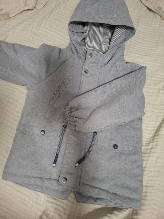 Продам осенне весенние куртку