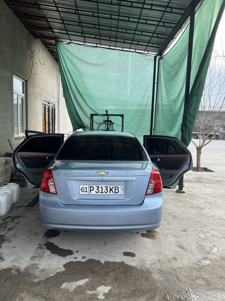 Lasetti 1.8 2011y  166.000 km yurgan. Holati yaxshi