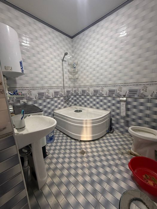 Kunlik kvartira va mehmonxonalar bor. Bez zaks ham qabul qilamiz 24/7