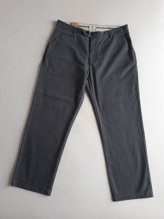 Pantaloni Chinos Relaxed