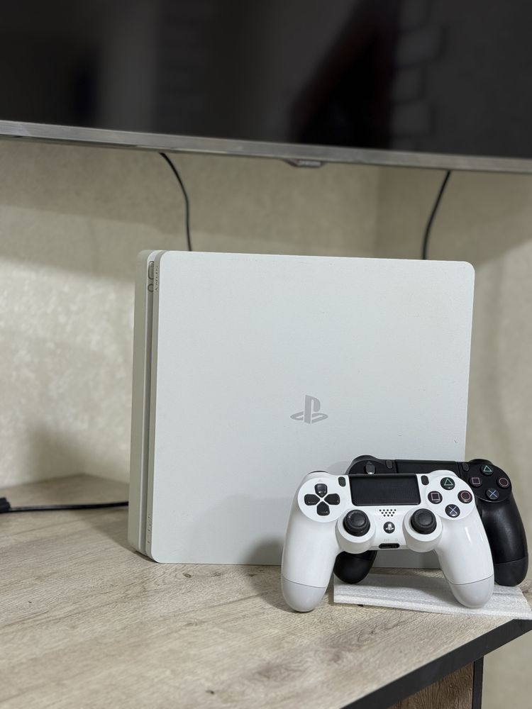 Playstation 4 slim 12.02 vzlom 1 tr  xolat ideal 15 ta oyin yozlgan