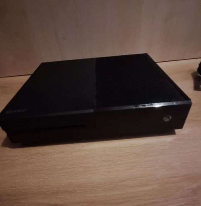 Xbox One Fat, 1tb (desc.) (accesorii)