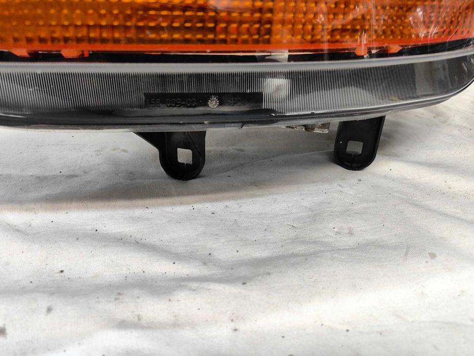 Оригинален фар БМВ Е85  BMW Z4 E85 Xenon