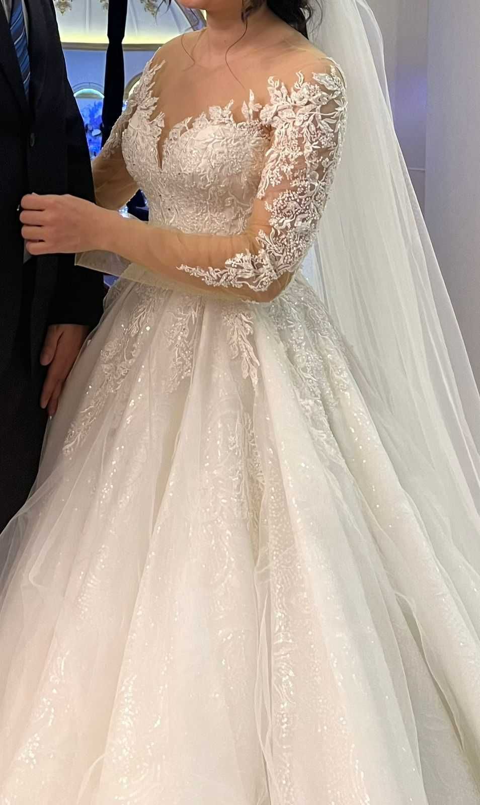Дешево продается шикарное свадебное платье  от Crystal Design 40-42