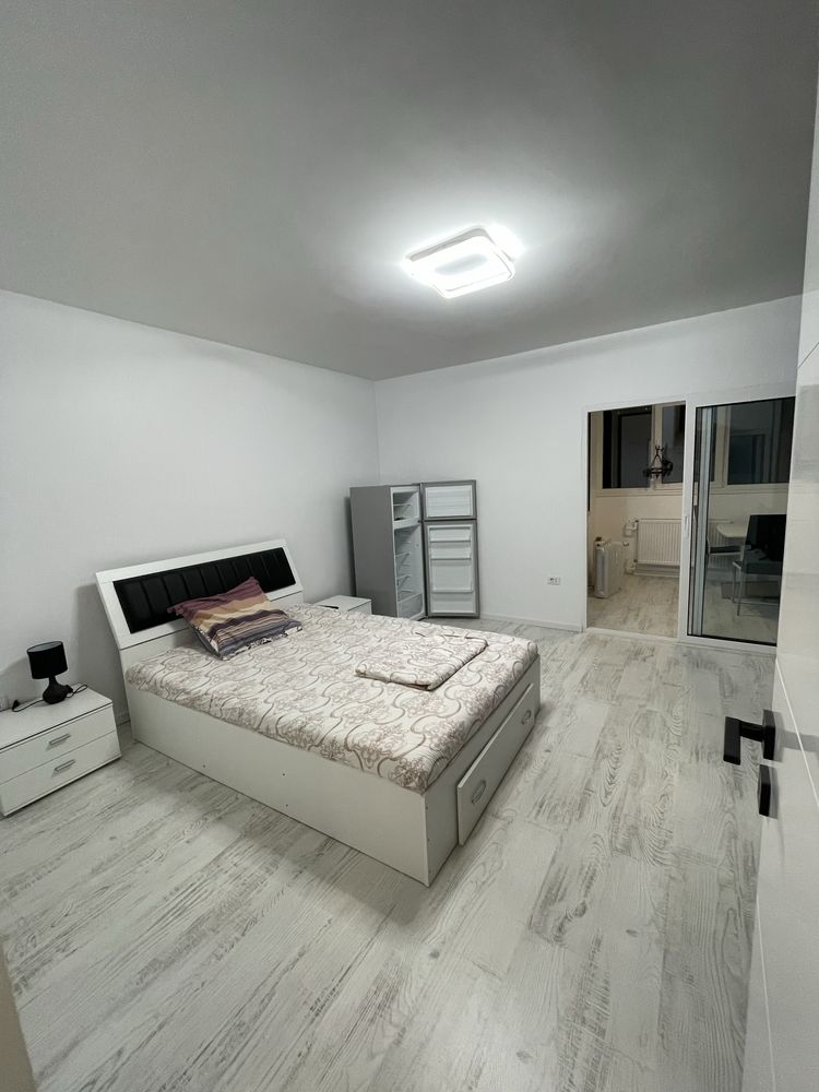 Regim hotelier G7