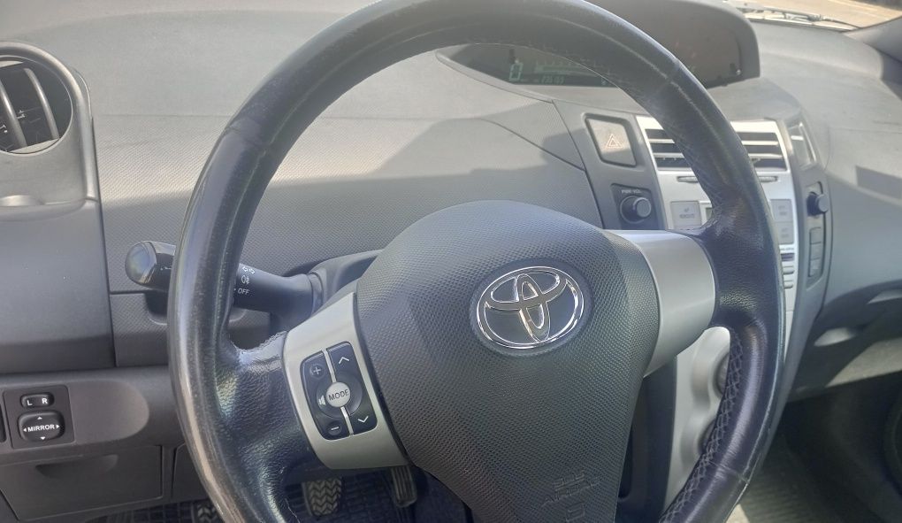 Toyota Yaris  2007