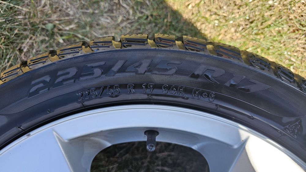 Cauciucuri iarna, Jante BMW cu 4 cauciucuri Pirelli SottoZero 3 Iarna