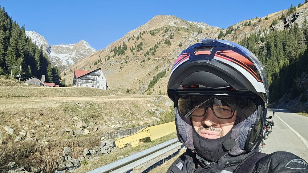 Shoei neotec 3 cu sena slr inclus